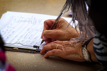 signing petition