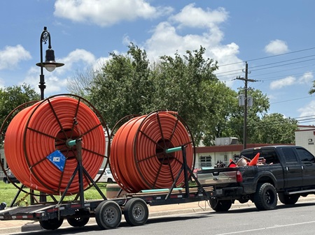 Brownsville BTX spools behind truck